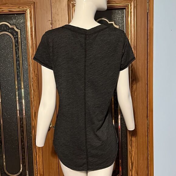 Iowa Hawkeyes Shirt - Picture 4 of 7